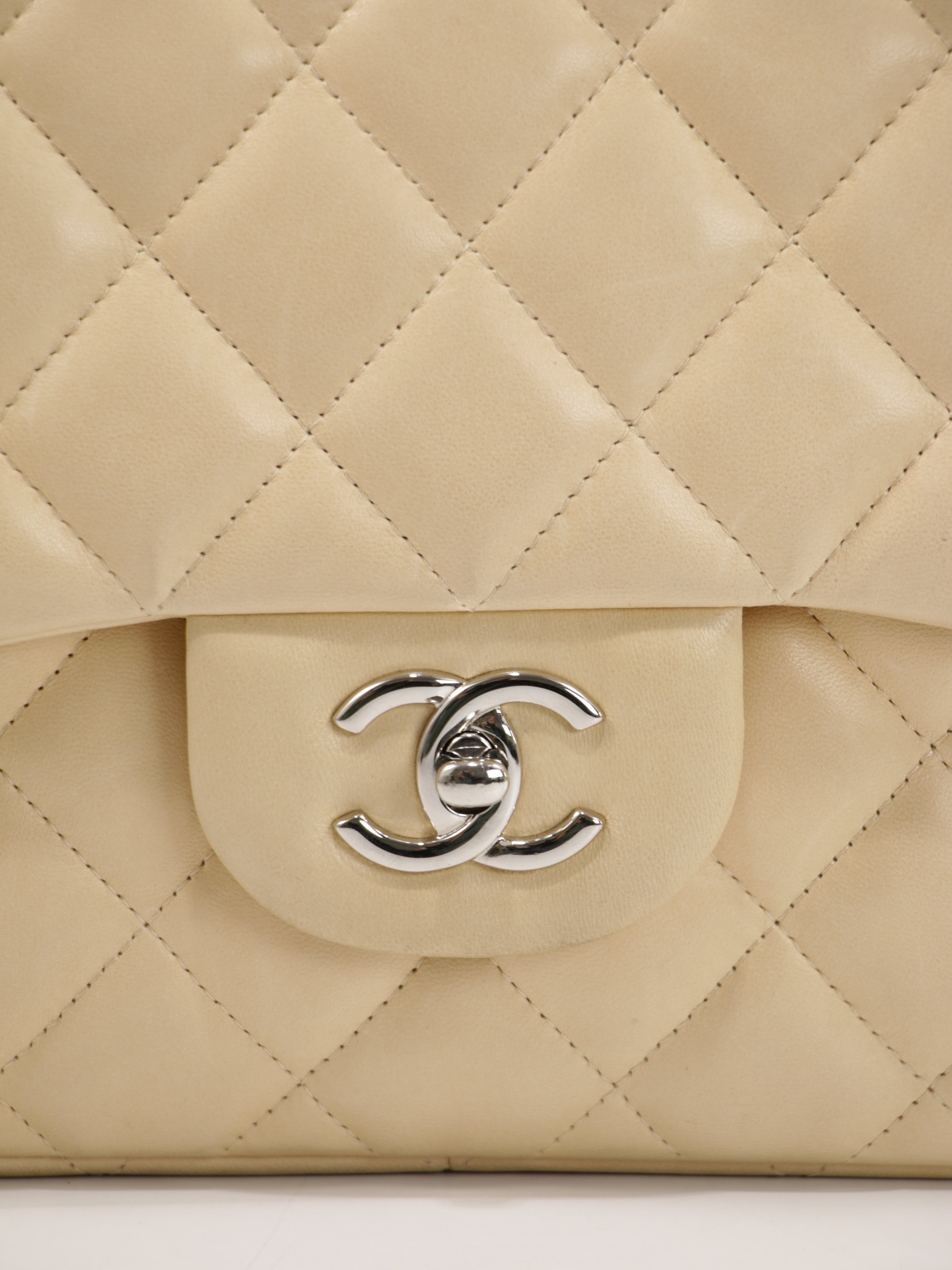 Jumbo Classic Flap