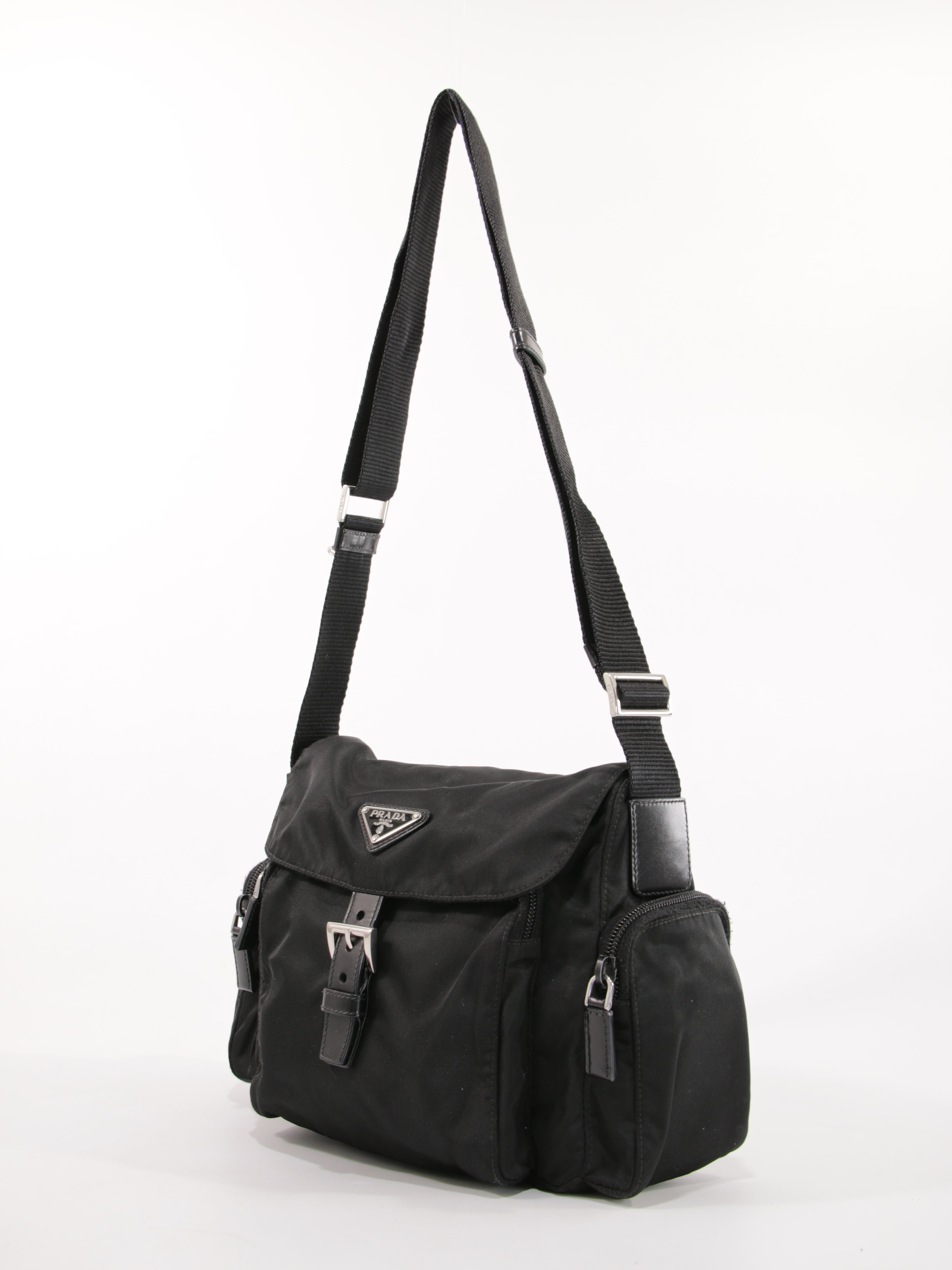Single Buckle Messenger