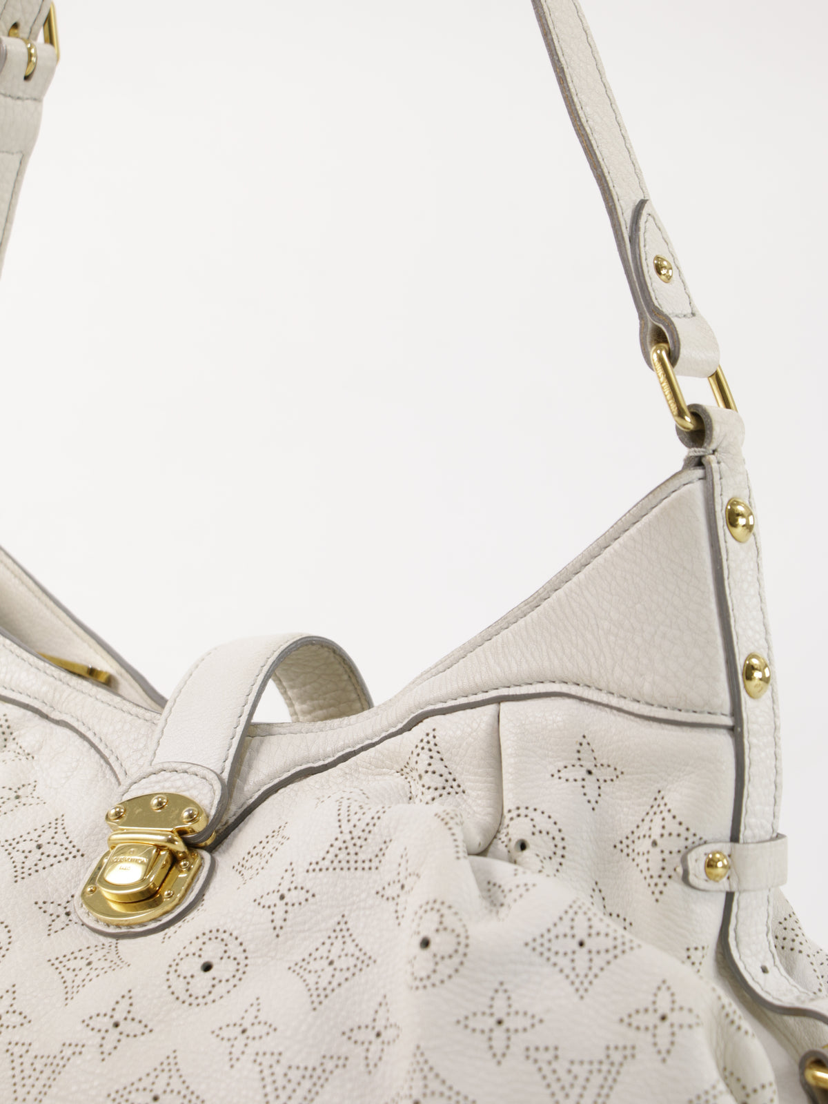 Louis Vuitton Mahina XS