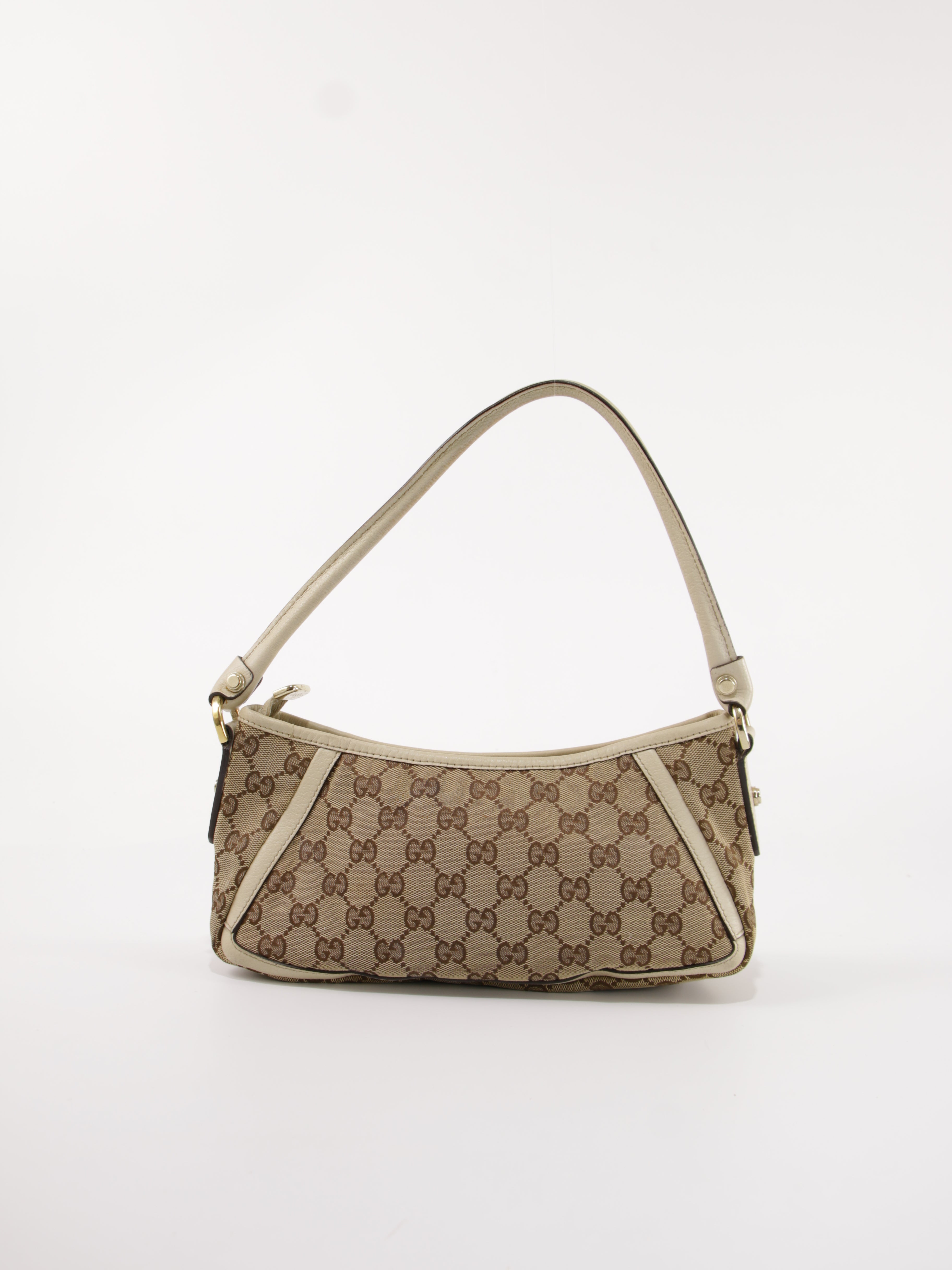 Abbey D-Ring Pochette