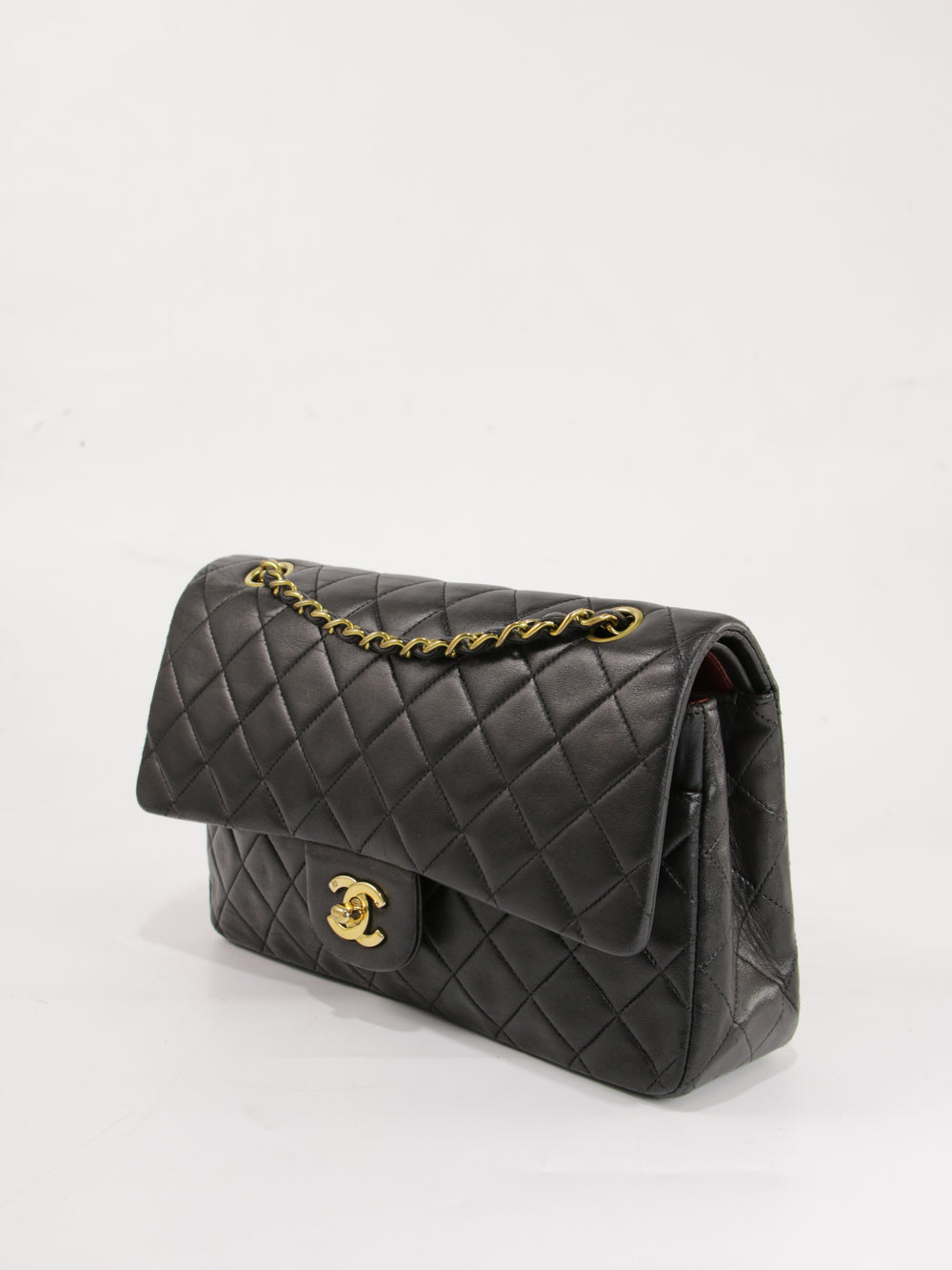 Medium Classic Flap
