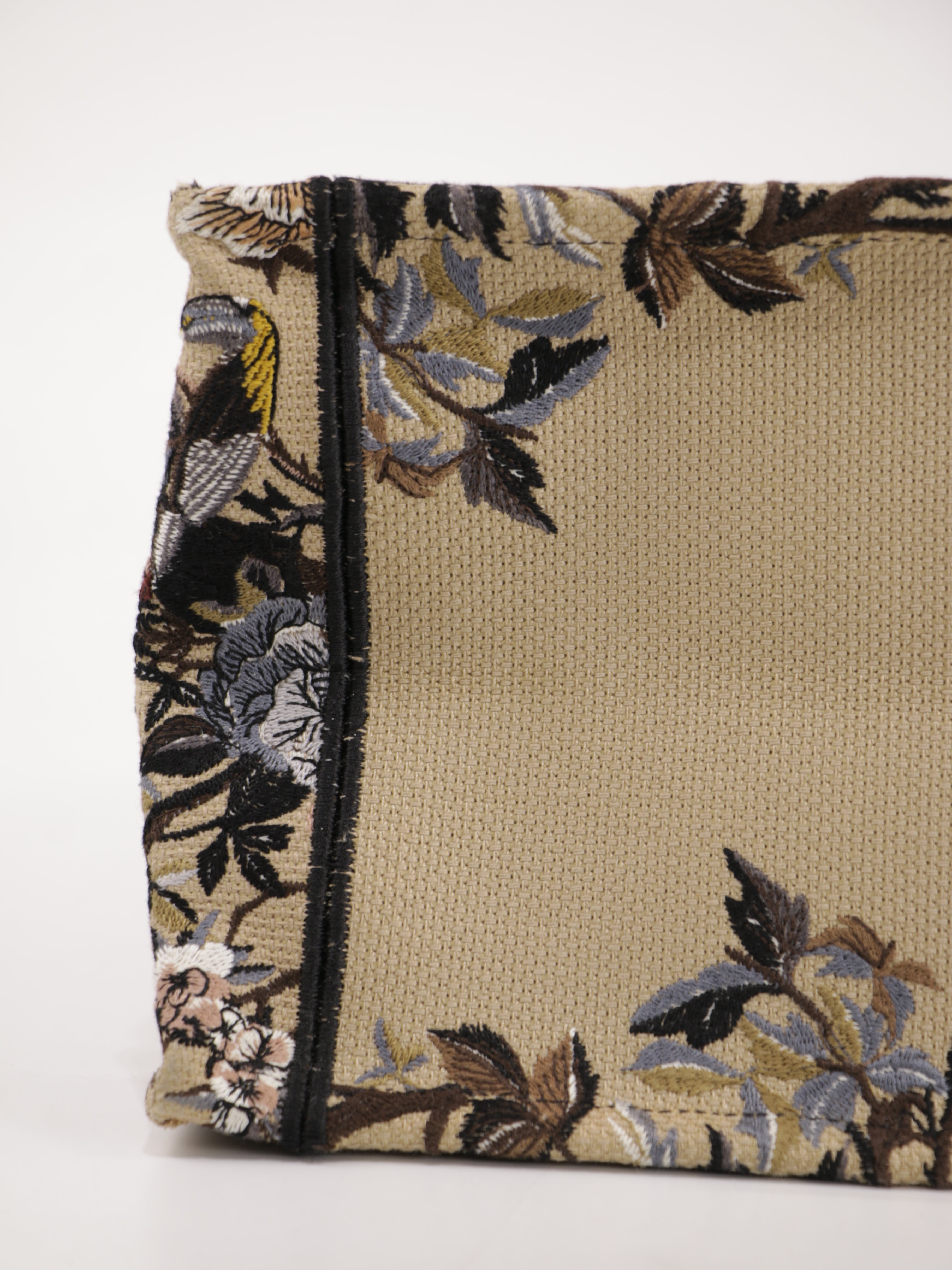 Medium Book Tote