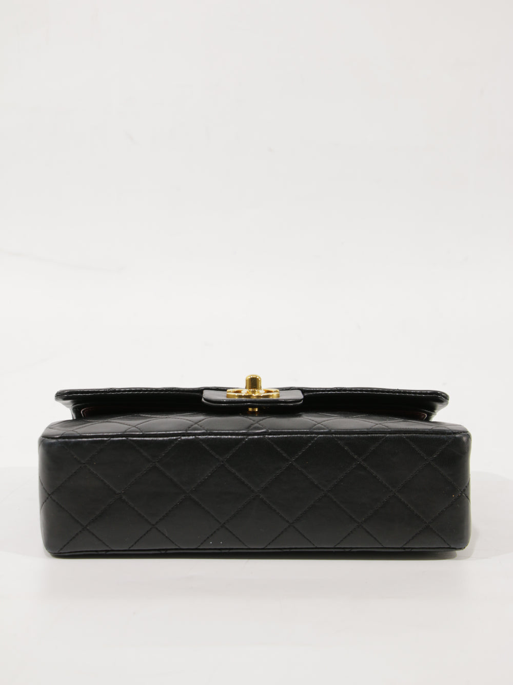 Small Classic Flap