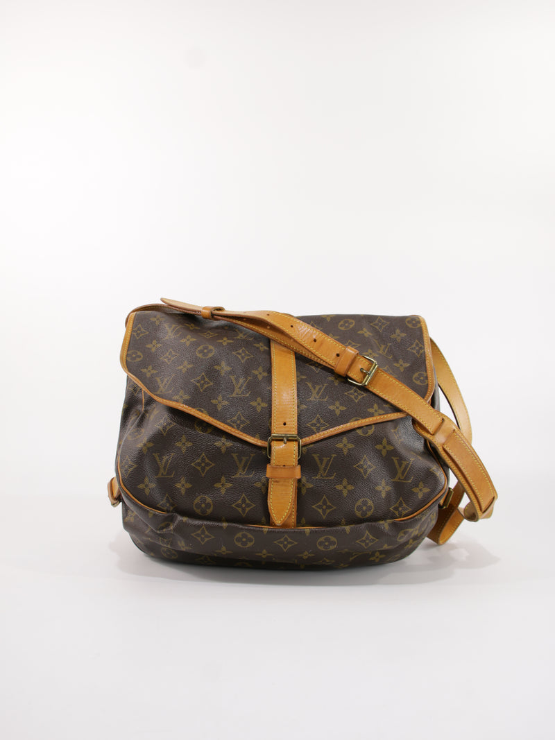 LOUIS VUITTON - SAUMUR