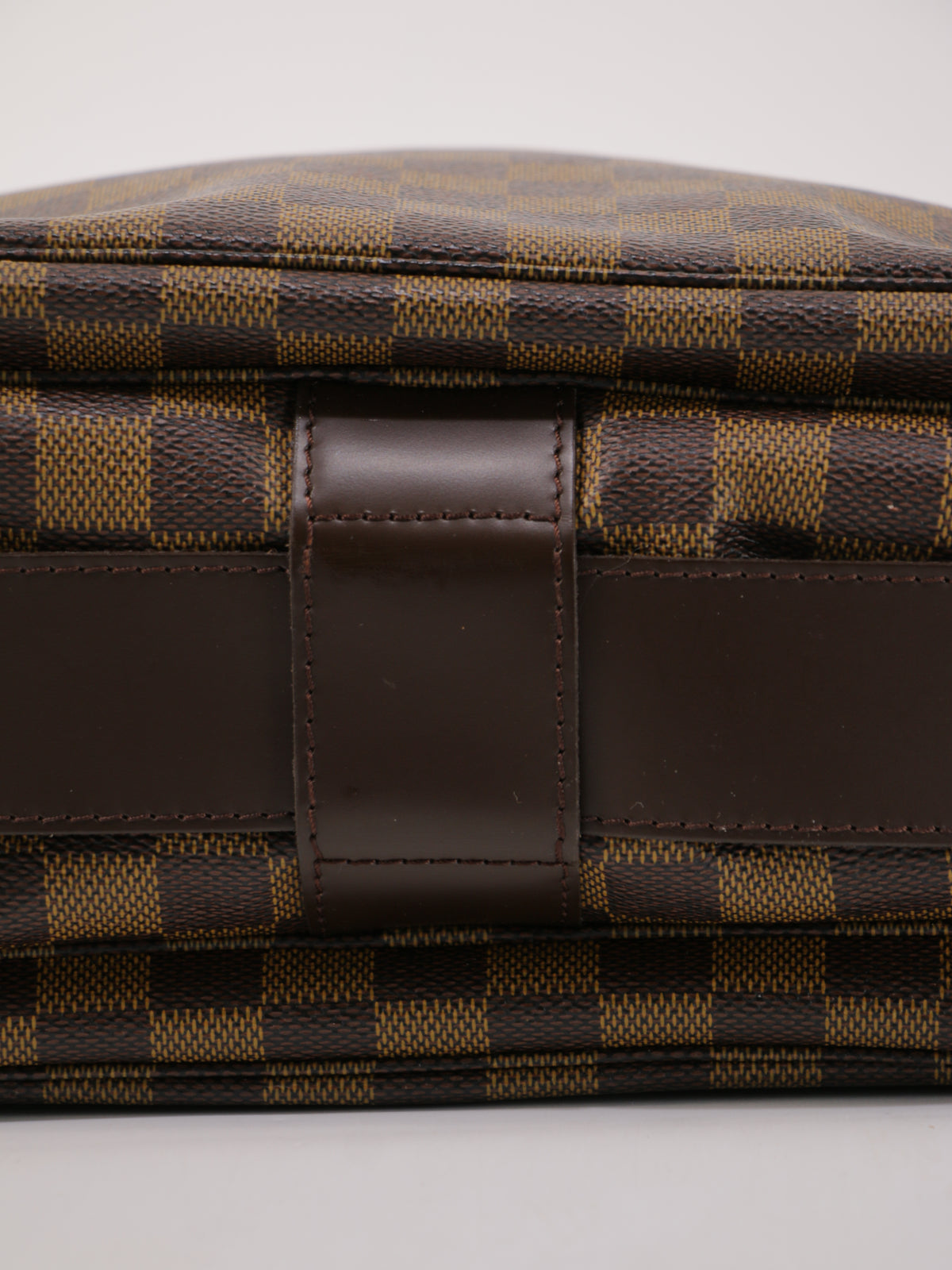 Louis Vuitton Naviglio