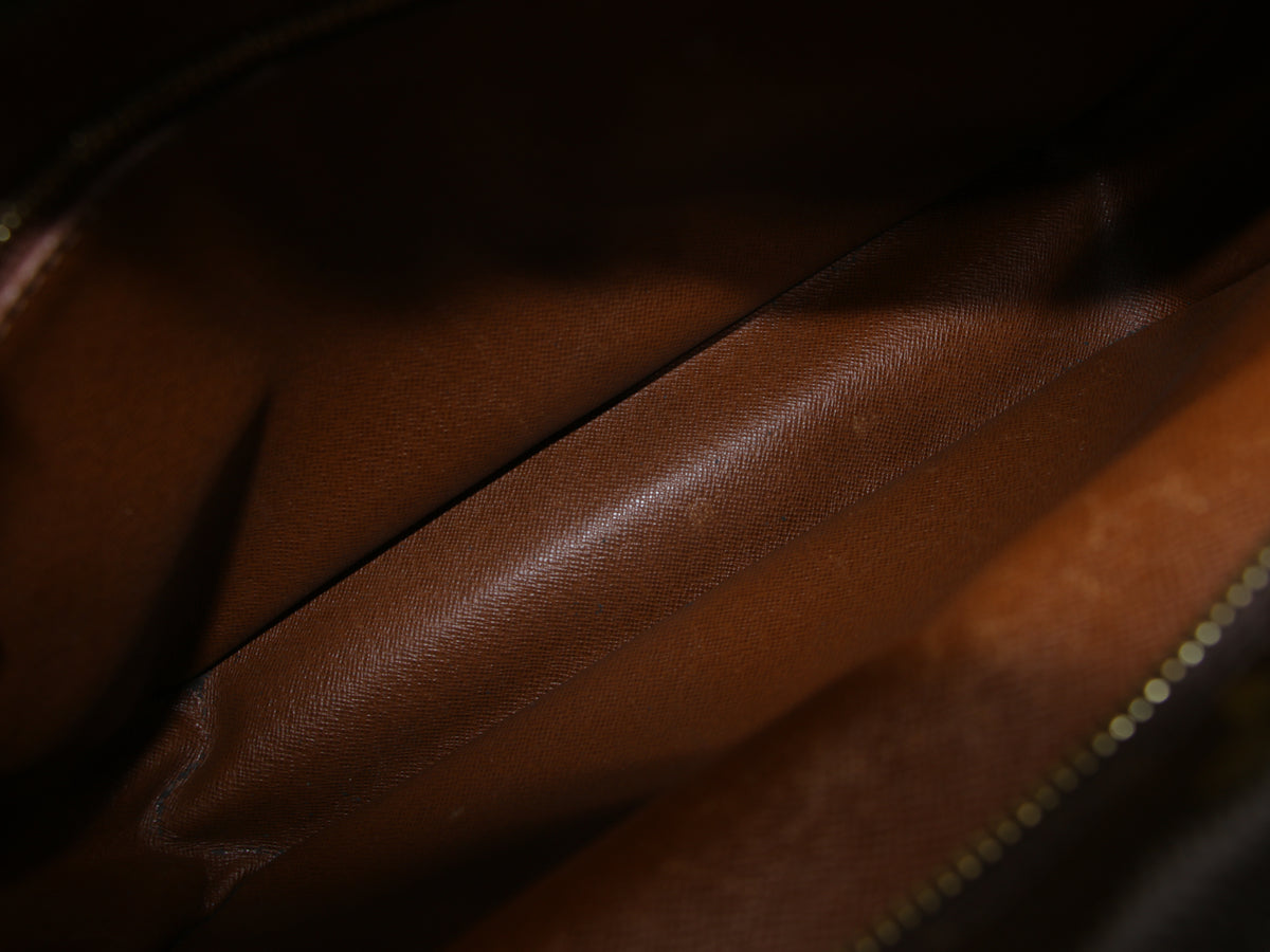 Louis Vuitton Nile PM