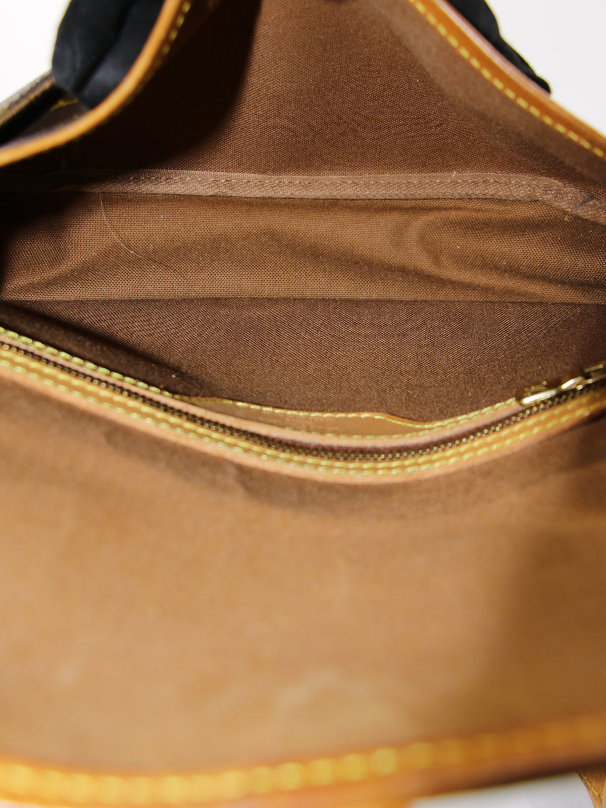 Louis Vuitton Gibeciere PM