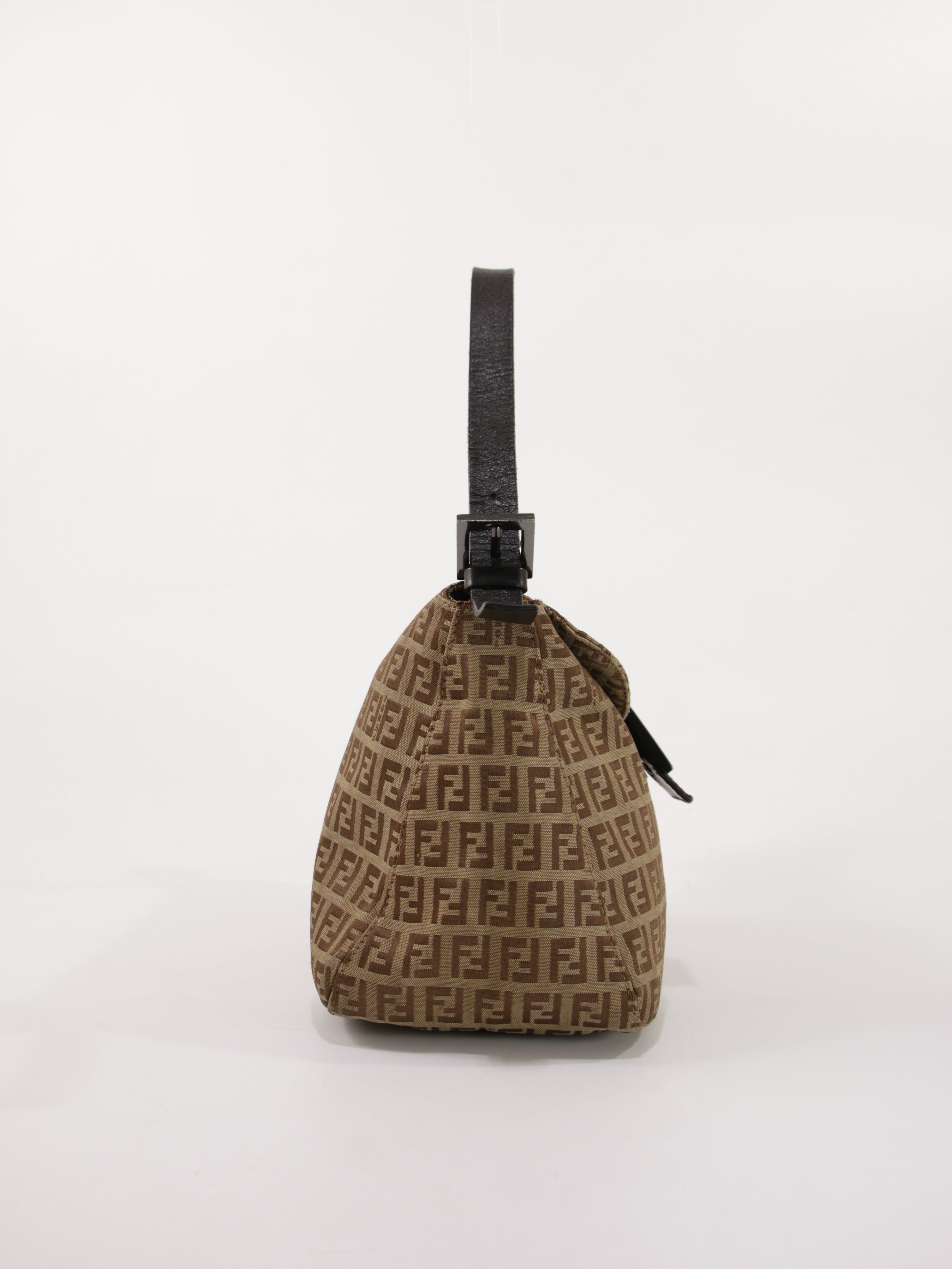 Double Flap Mamma