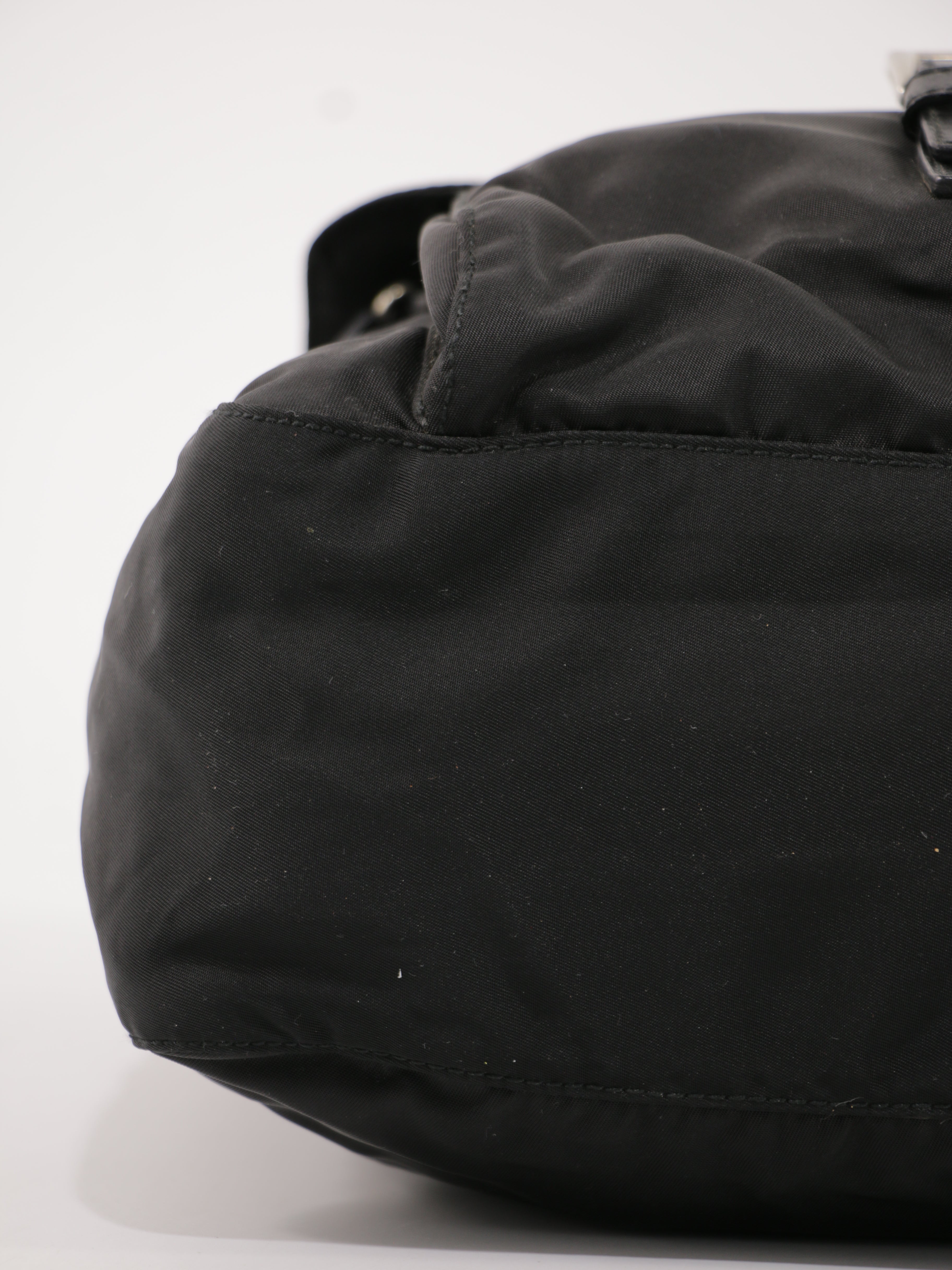 Single Buckle Messenger