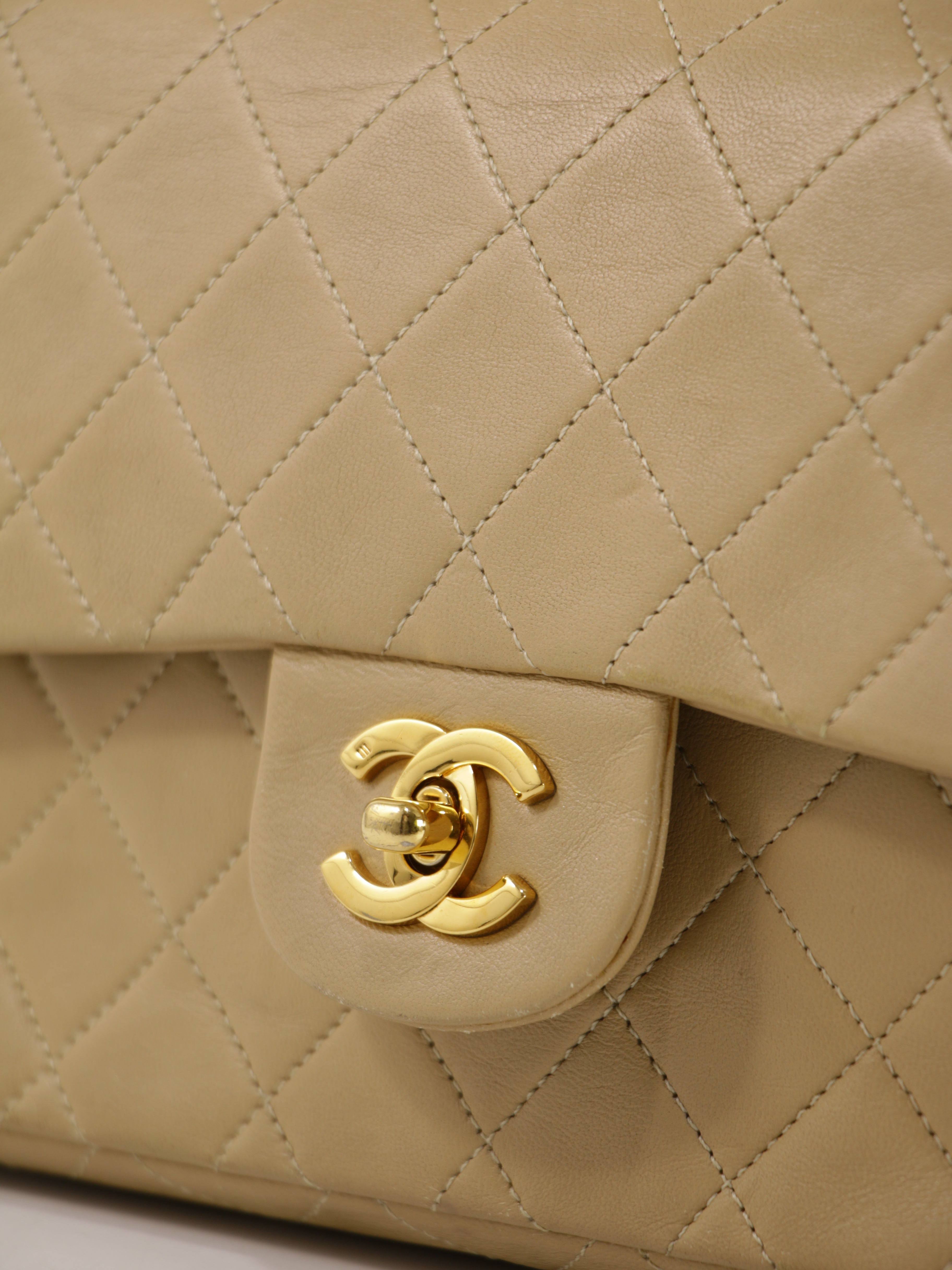 Small Classic Flap