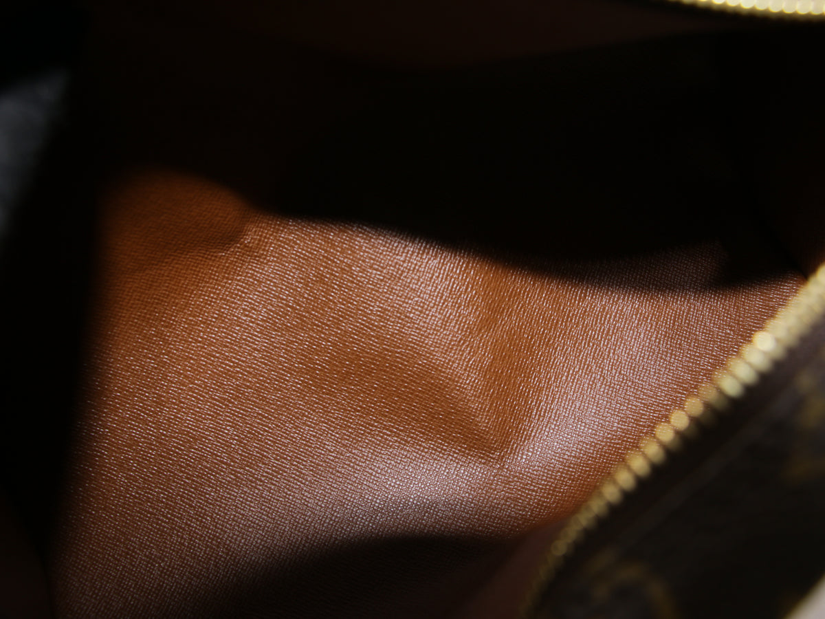 Louis Vuitton Papillon 26