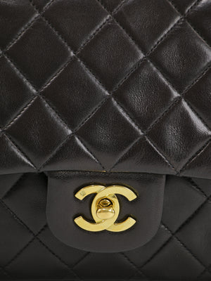Medium Classic Flap