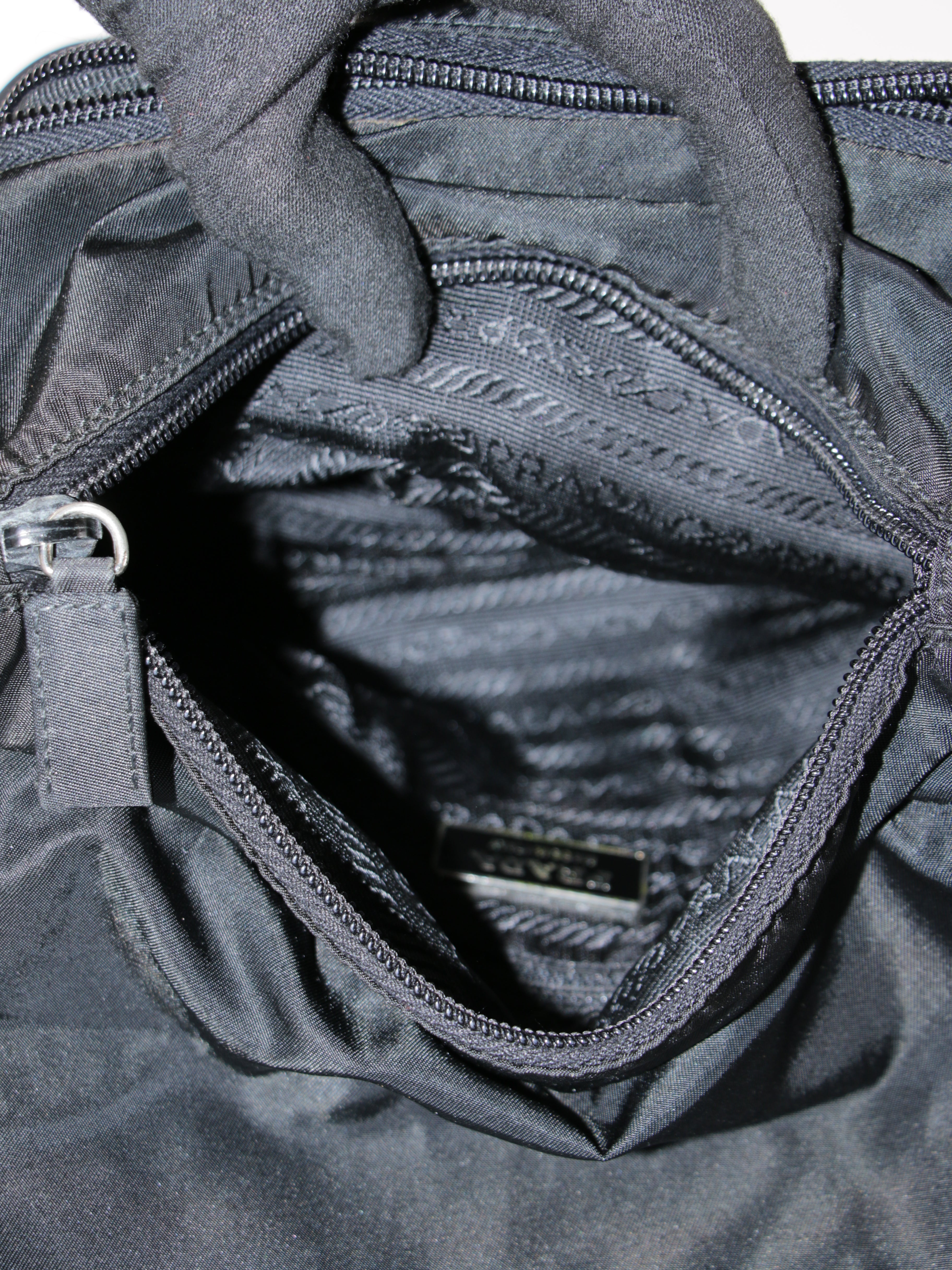 Single Buckle Messenger
