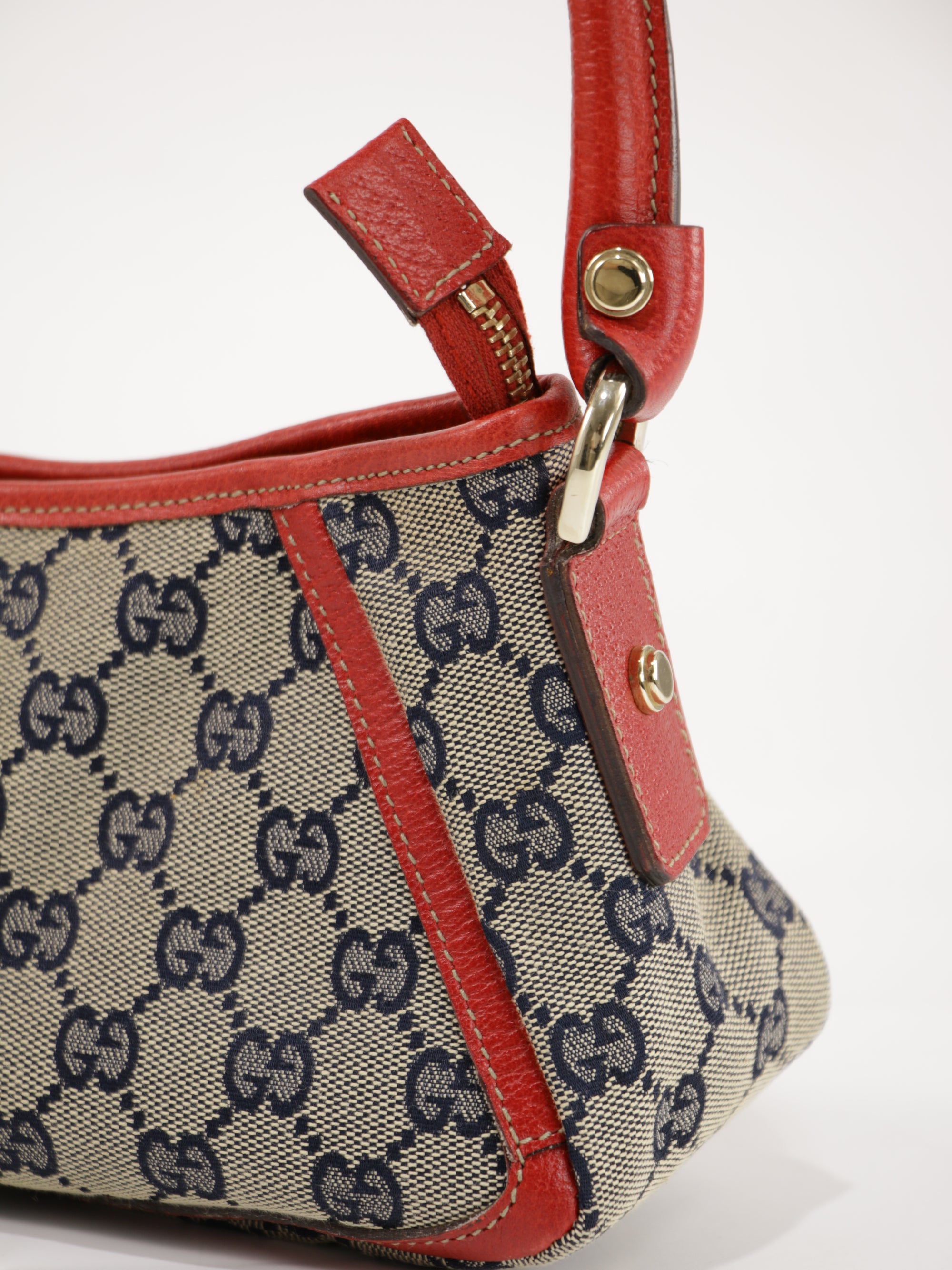 Abbey D-Ring Pochette
