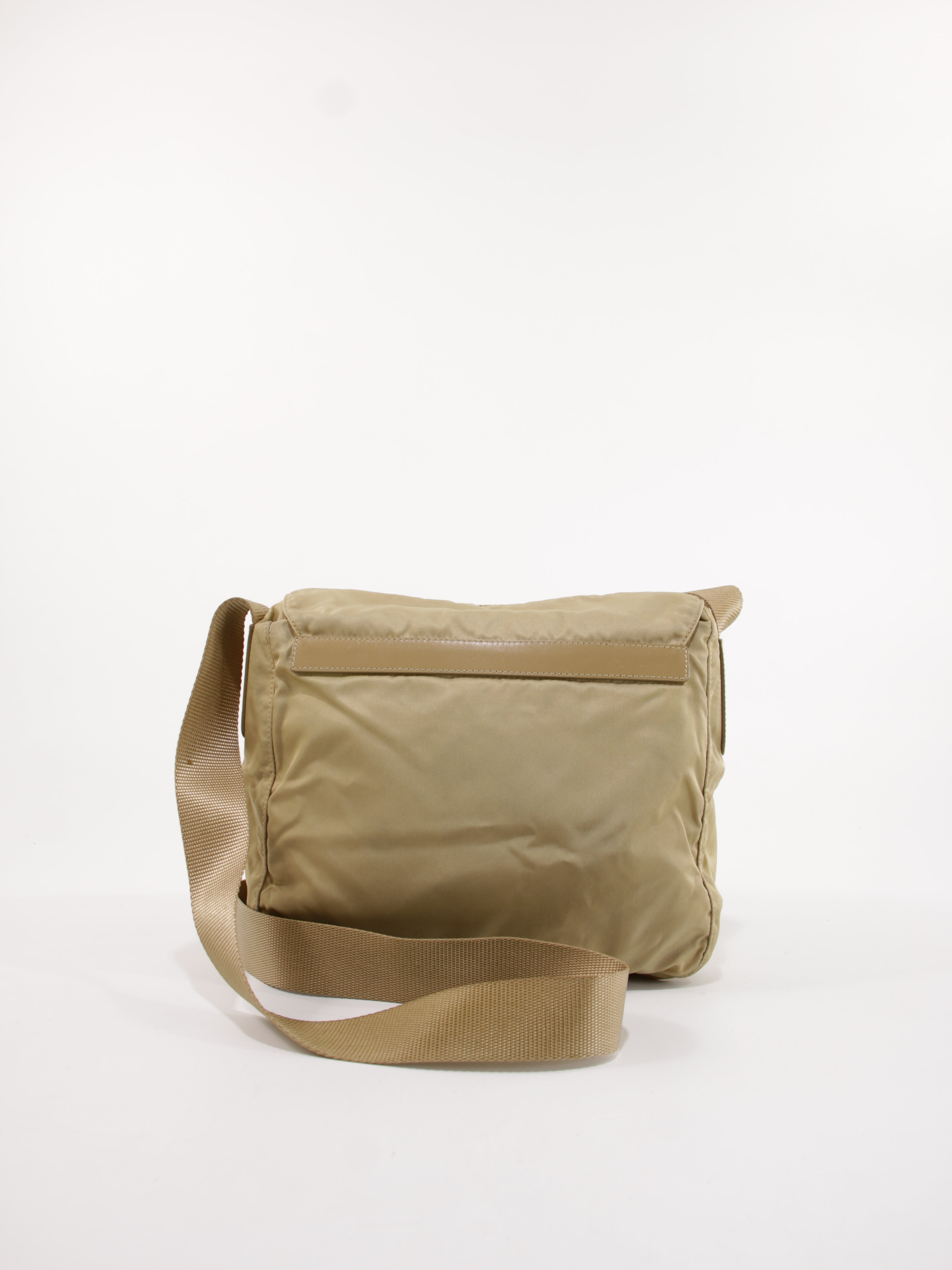 Single Buckle Messenger