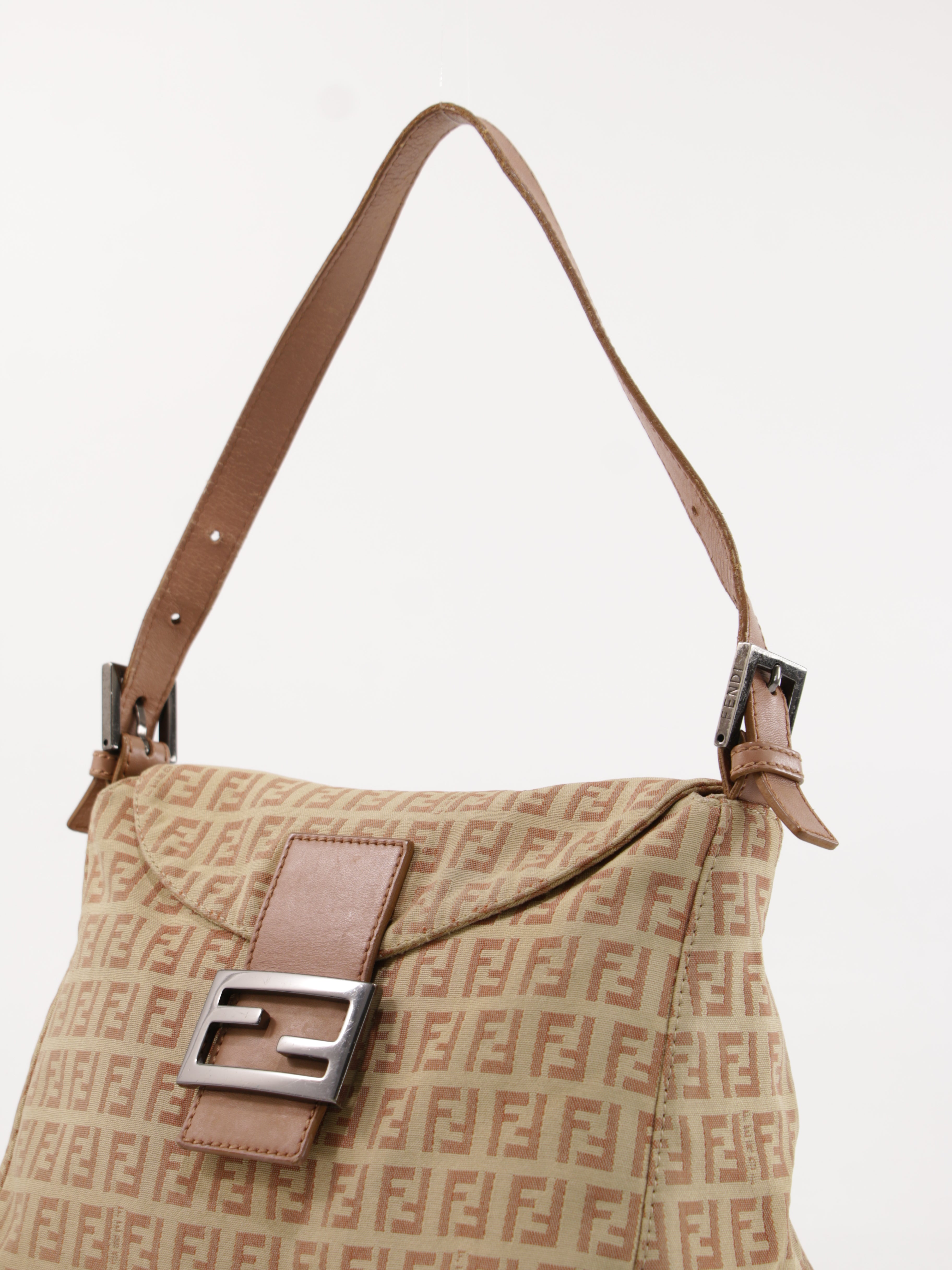 Double Flap Mamma