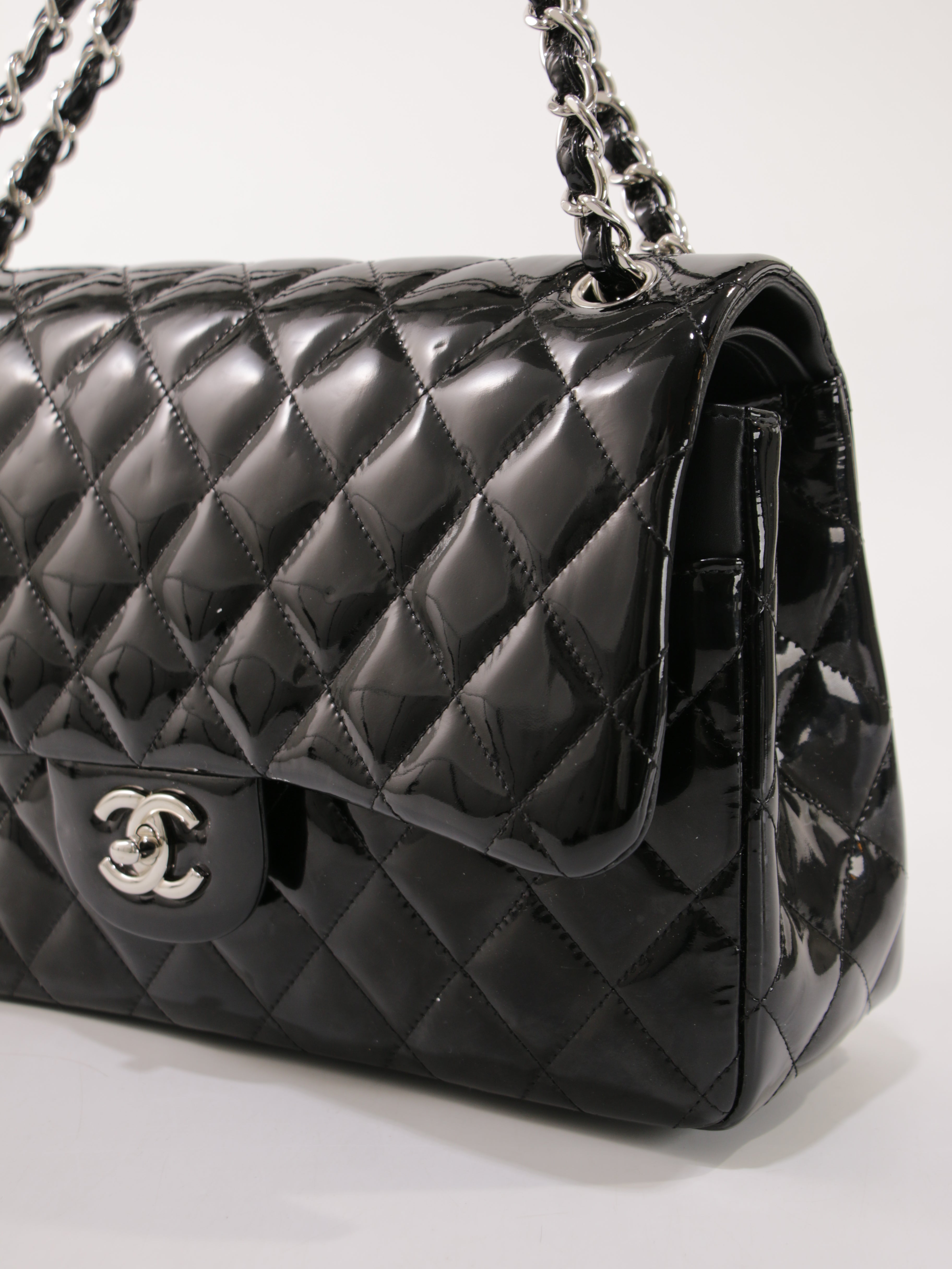 Jumbo Classic Flap