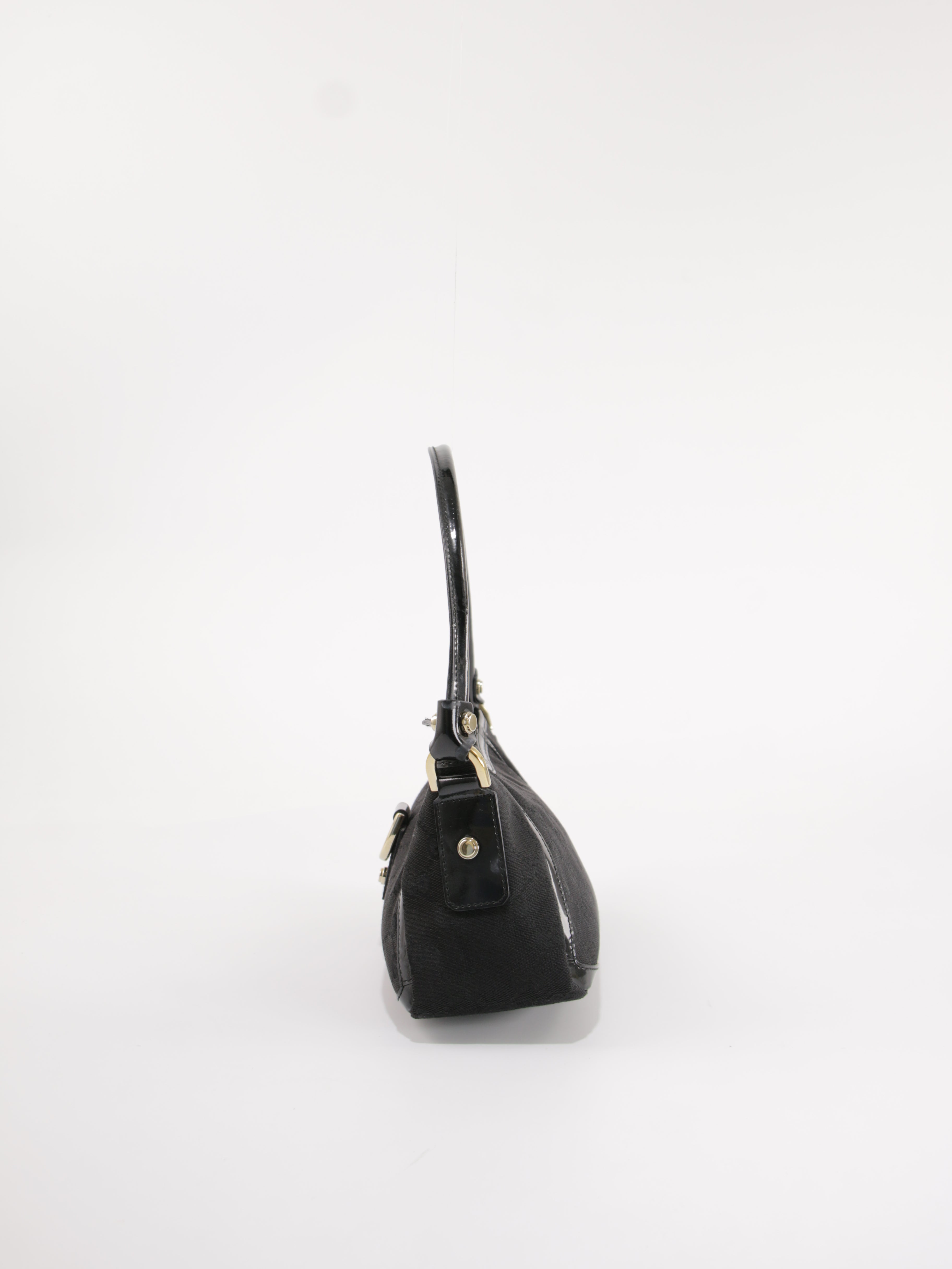 Abbey D-Ring Pochette