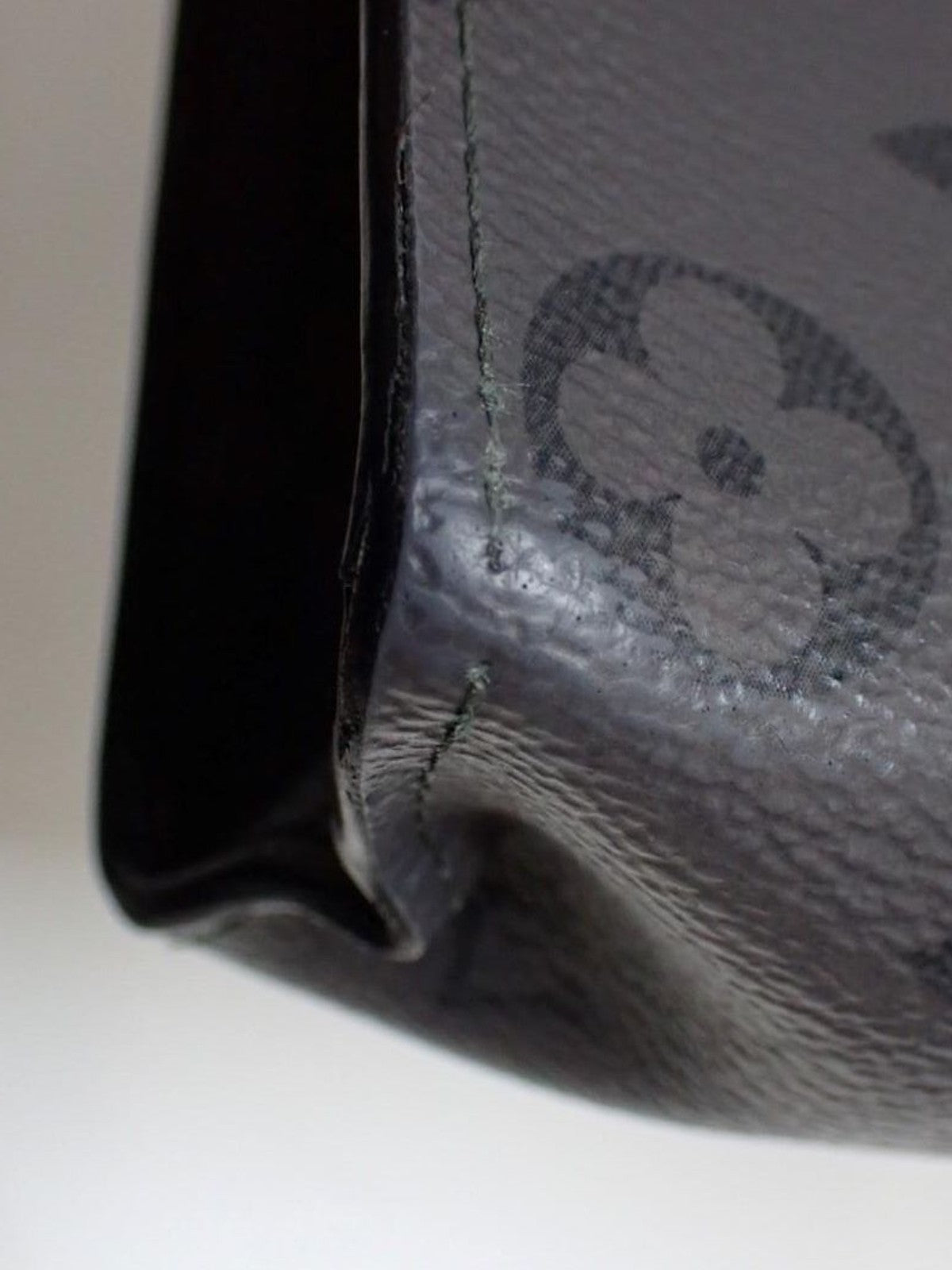 Louis Vuitton Pochette Voyage MM