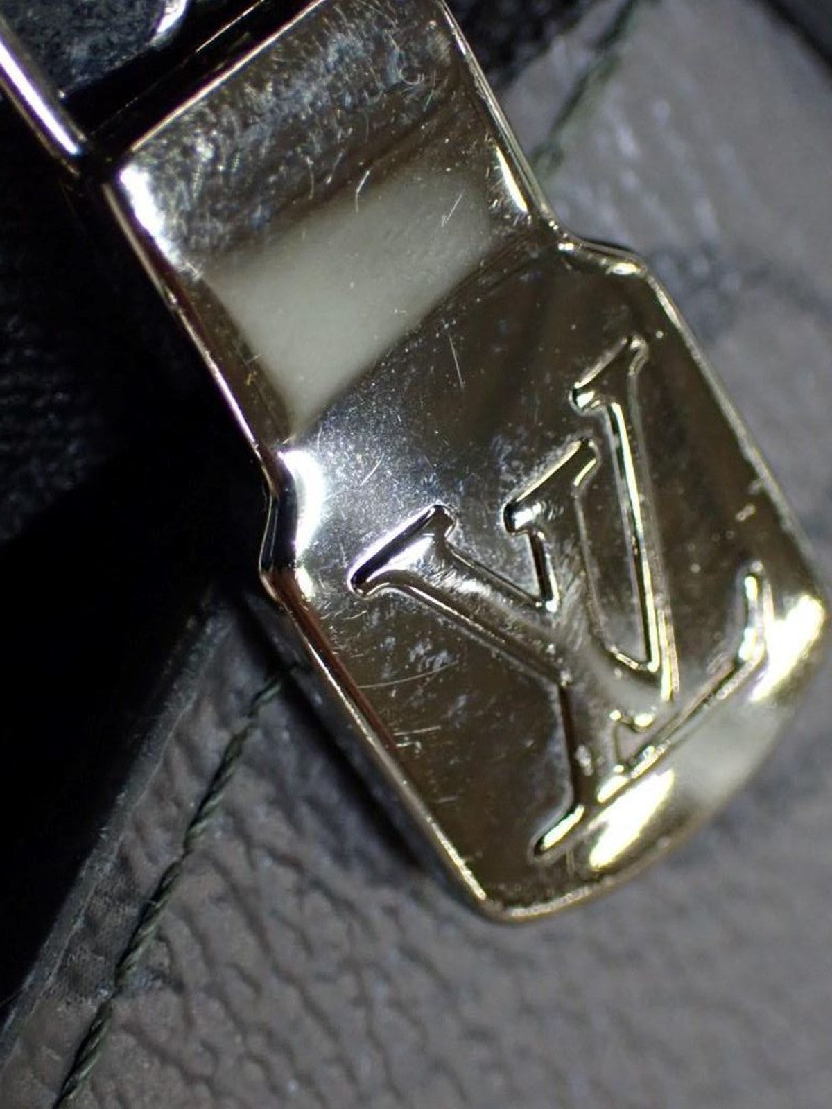 Louis Vuitton Pochette Voyage MM