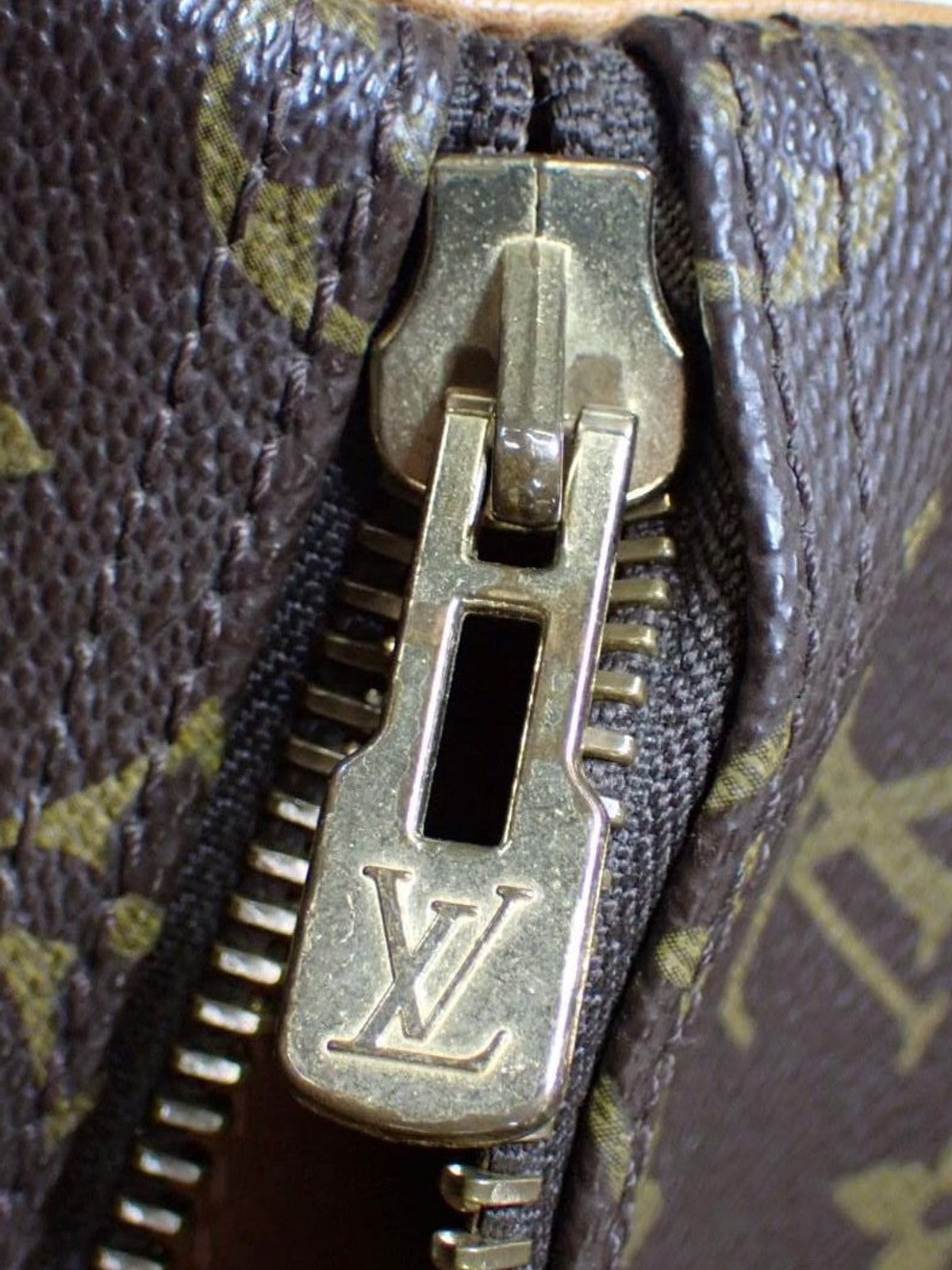 Louis Vuitton Keepall 55