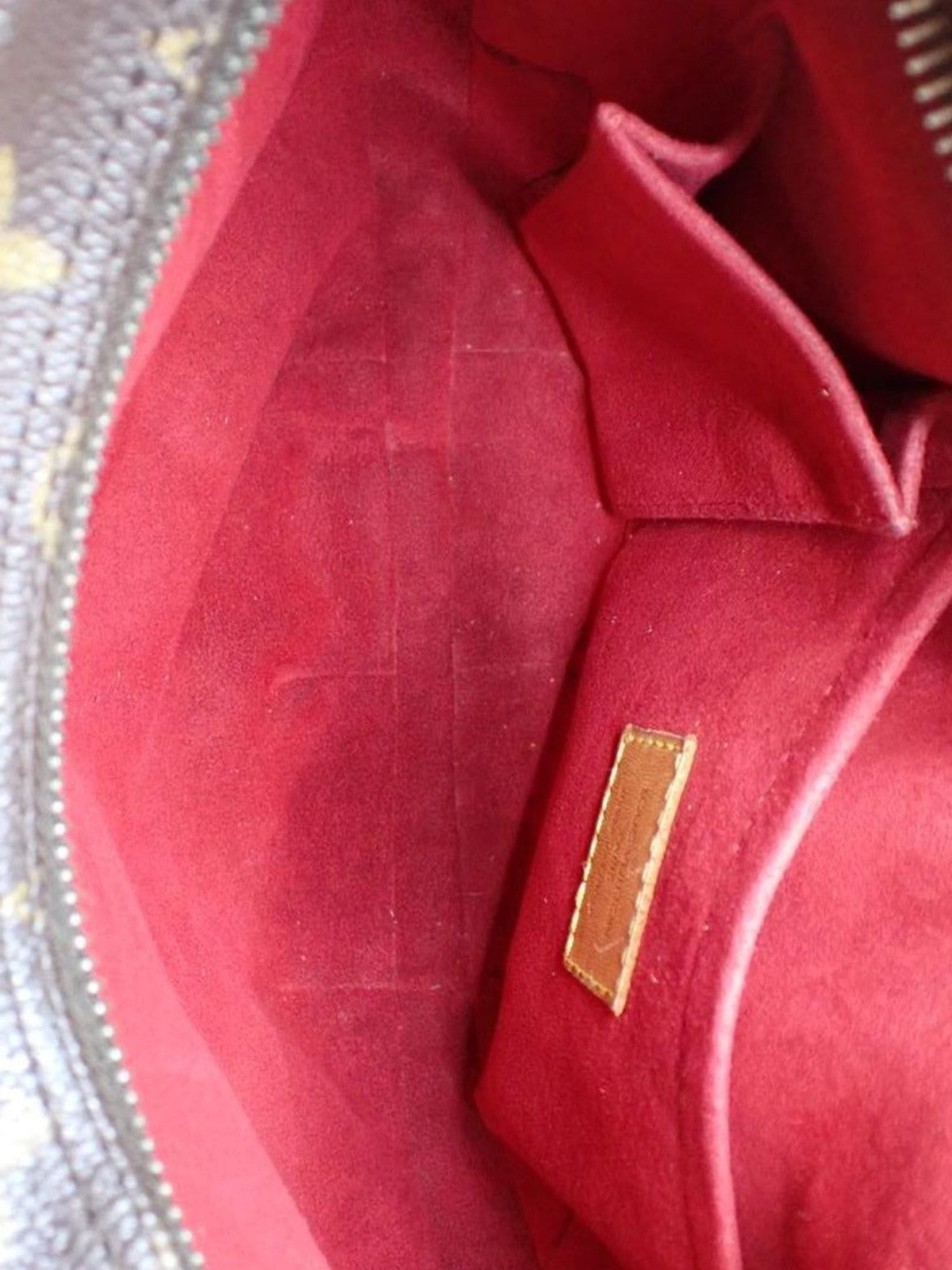 Louis Vuitton Croissant MM