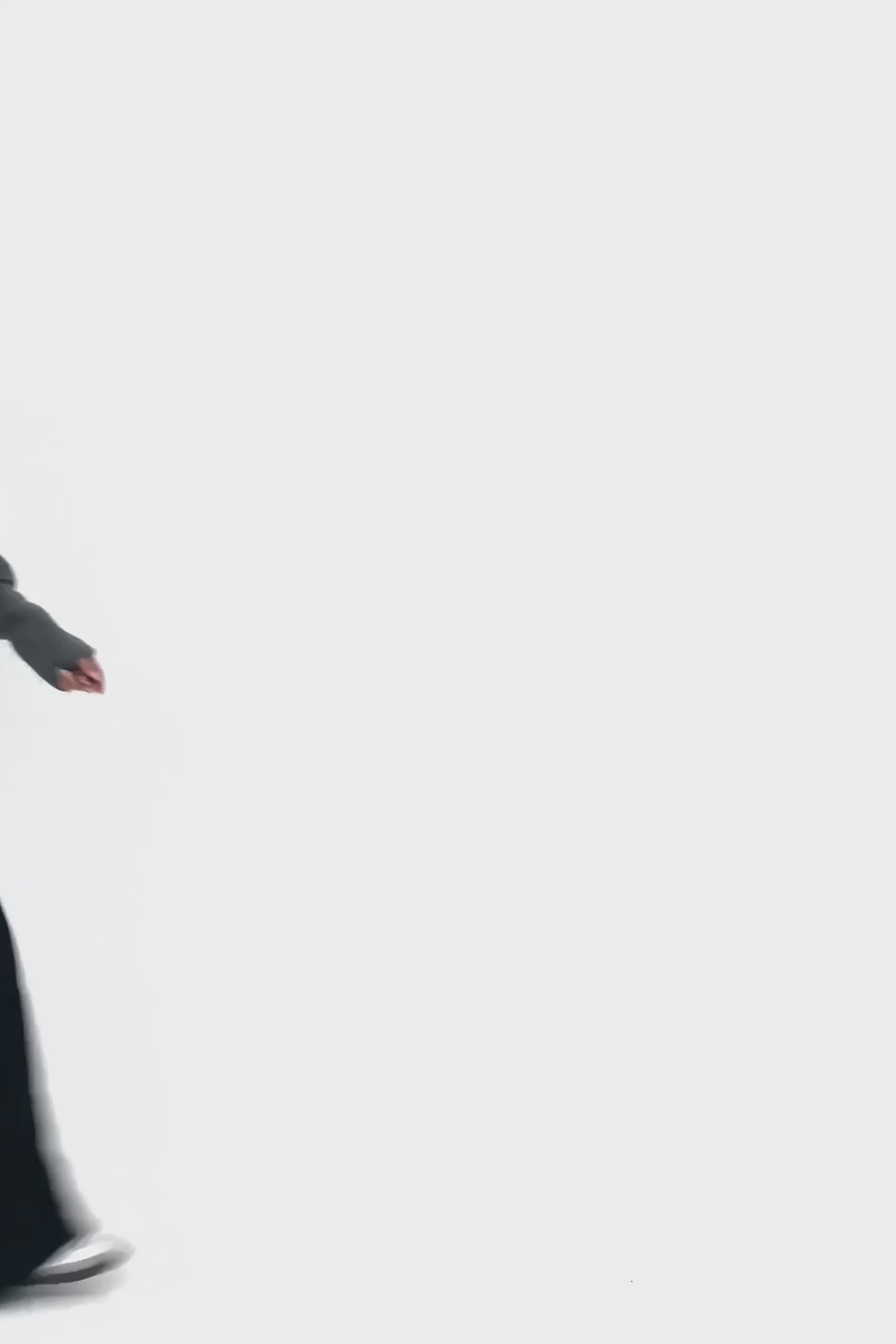 Charger la vidéo : Bottega Veneta Ball Hobo Black Leather